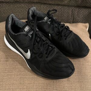 Nike In Season TR7 Women’s size 9